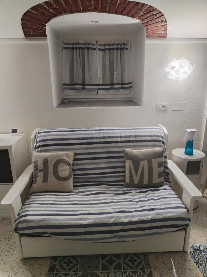 La Tavernetta Del Peo Casa Vacanze Sanremo Luaran gambar