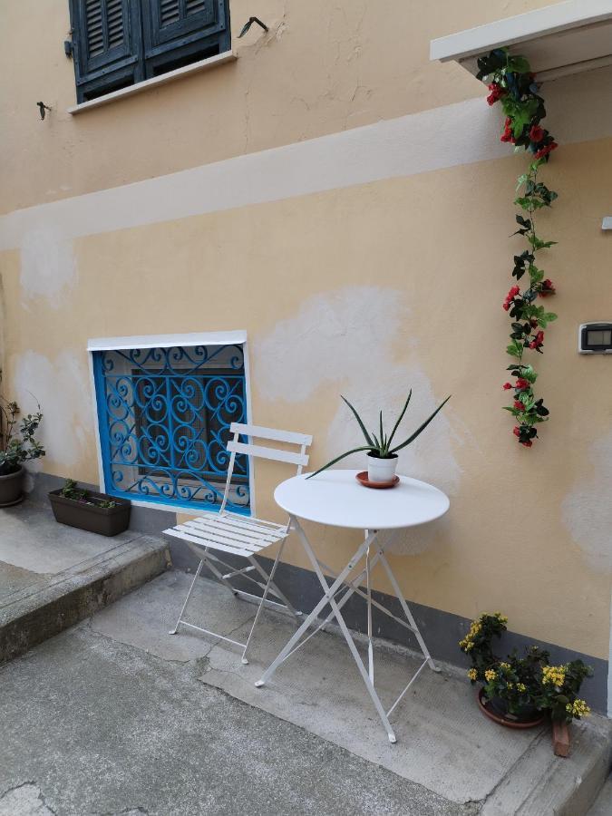 La Tavernetta Del Peo Casa Vacanze Sanremo Luaran gambar